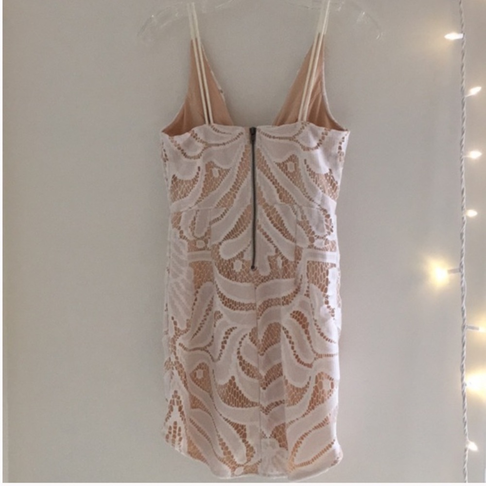 strappy plunge lace contrast bodycon dress white - Picture 2 of 5